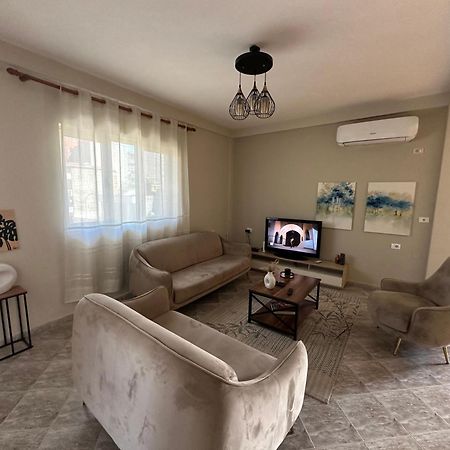 City Center Apartment Тирана Екстериор снимка