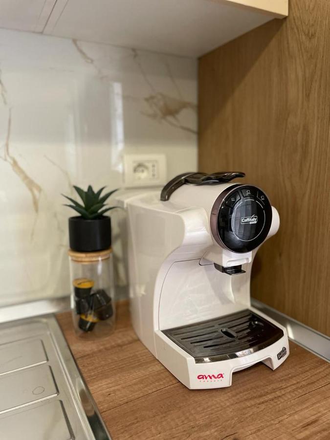 City Center Apartment Тирана Екстериор снимка